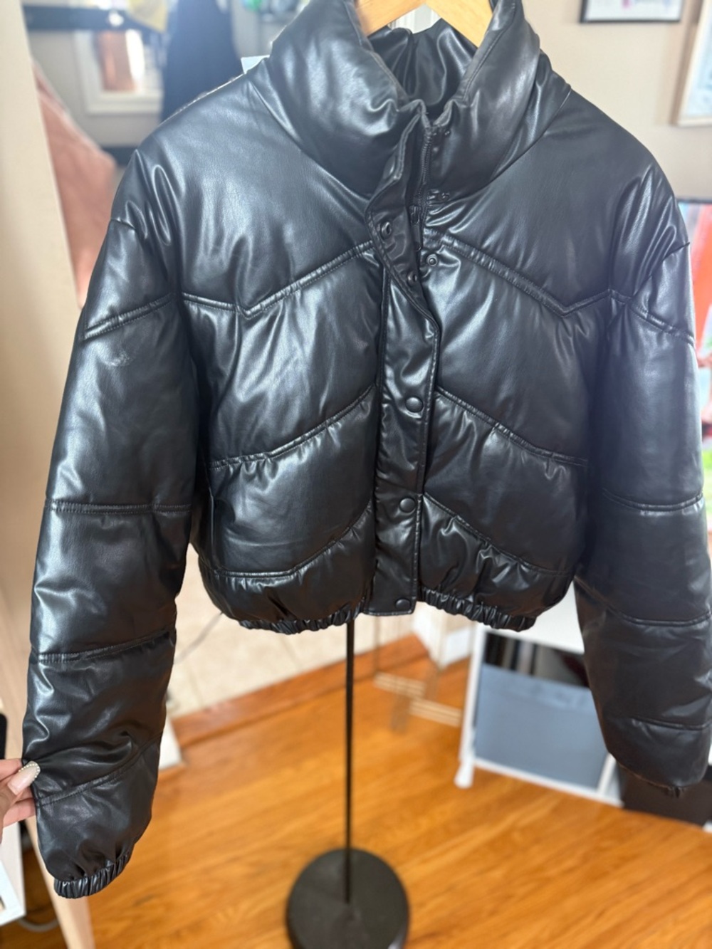 Zara Black Cropped Puffer Jacket
